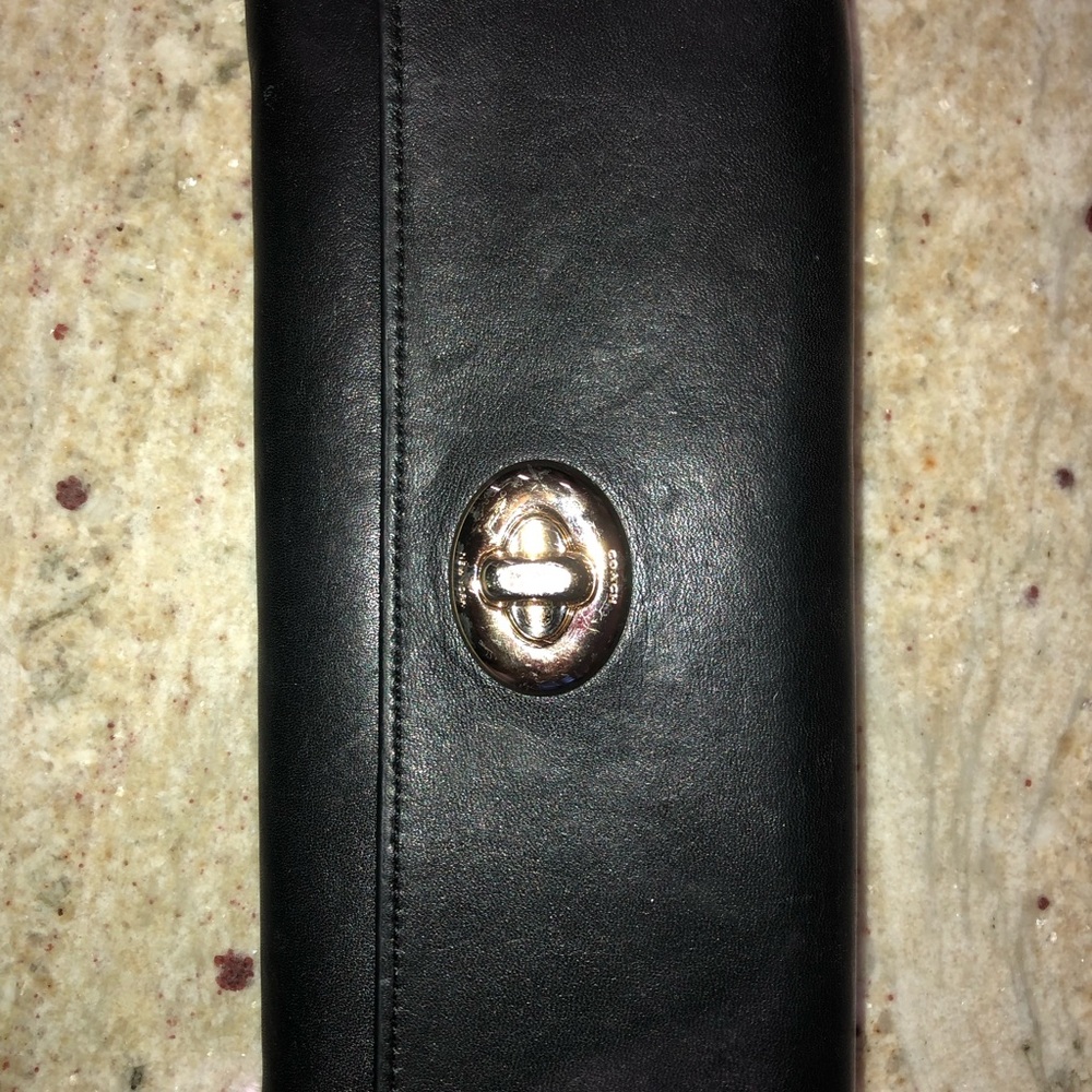 Envelope coach wallet